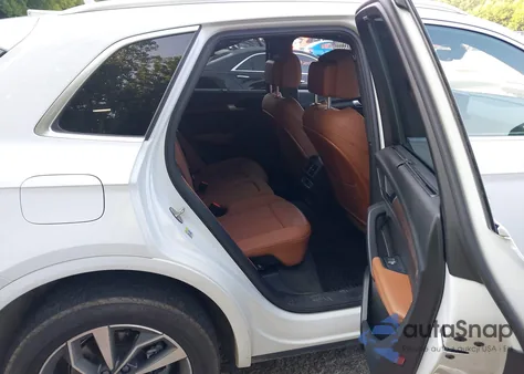 2021 Audi Q5 Prestige 45 Tfsi Quattro S Tronic z USA, uszkodzony, nr VIN WA1CAAFY9M2061512